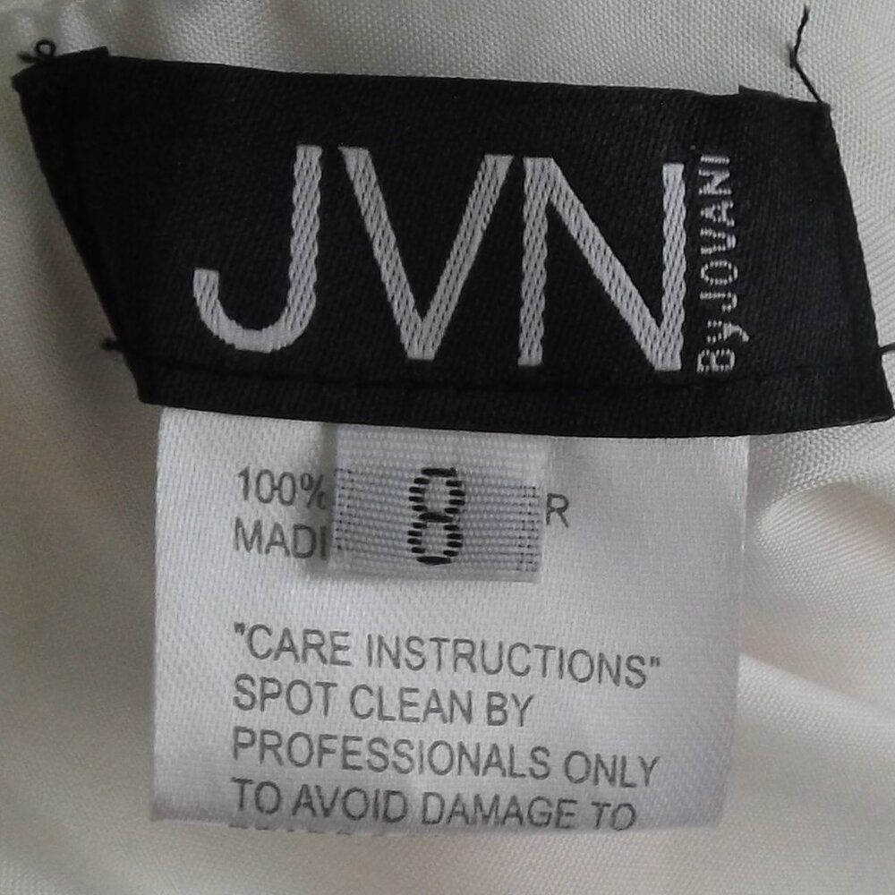 JVN BY JOVANI Gown/Dress, 8, White/Red-pink Roses, Side Cut out, Full Skirt - Picture 12 of 15